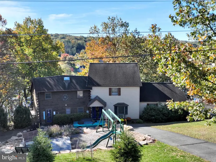 1489 Bearcat Cv, Auburn, PA 17922 - Image #3