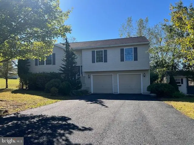 1371 Teepee Dr, Auburn, PA 17922 - Image #1