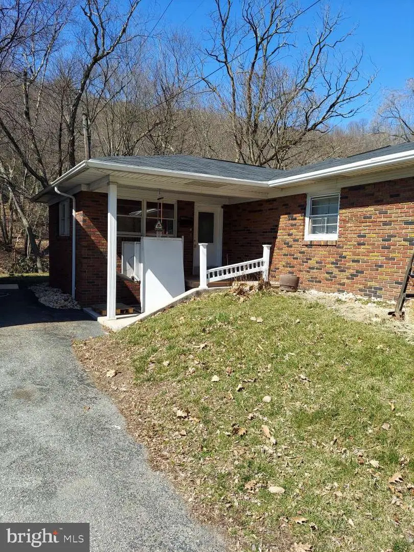 630 S Hoffman Blvd, Ashland, PA 17921 - Image #2