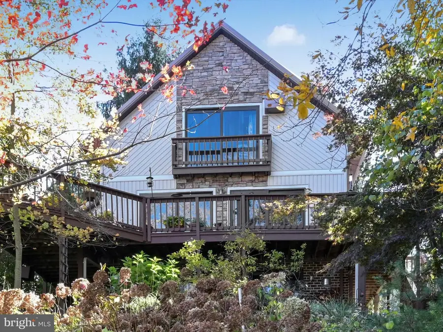 649 Wynonah Dr, Auburn, PA 17922 - Image #2