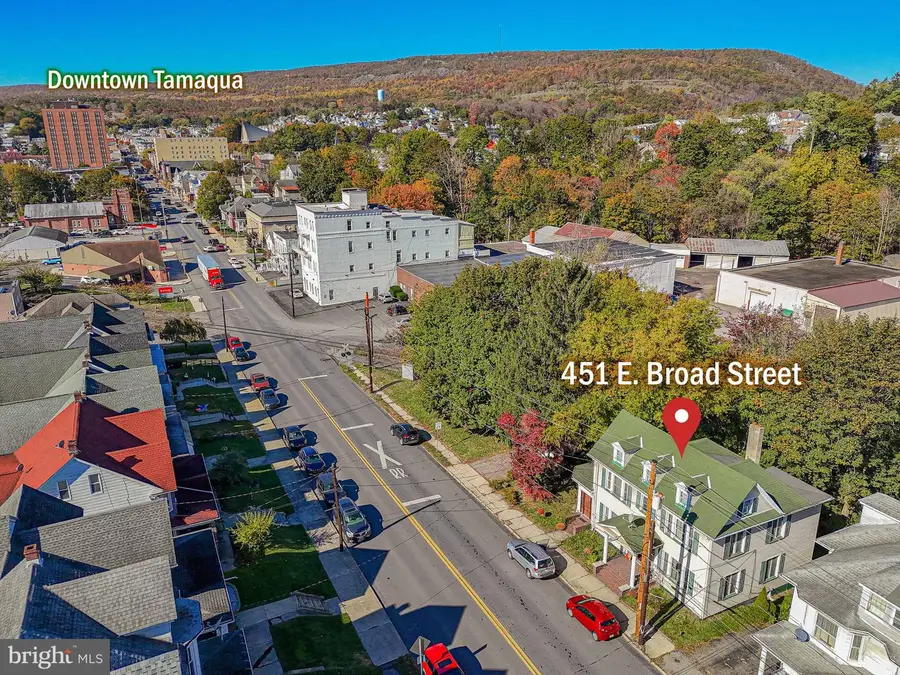 451 E Broad St, Tamaqua, PA 18252 - Image #3