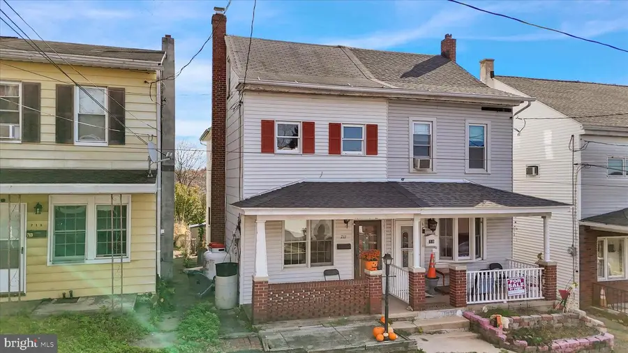 711 N 2nd St, Minersville, PA 17954 - Image #2