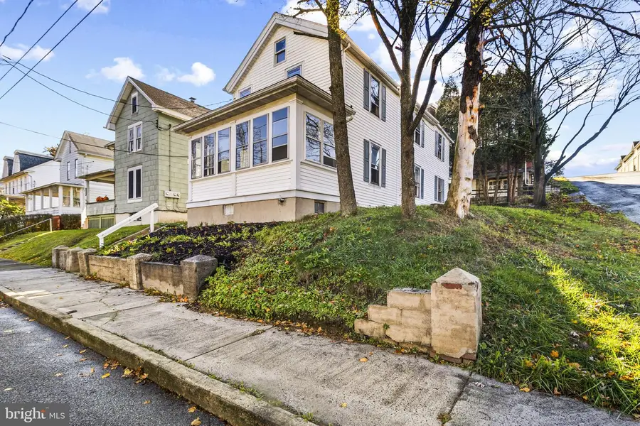 266 Mahanoy St, Tamaqua, PA 18252 - Image #2