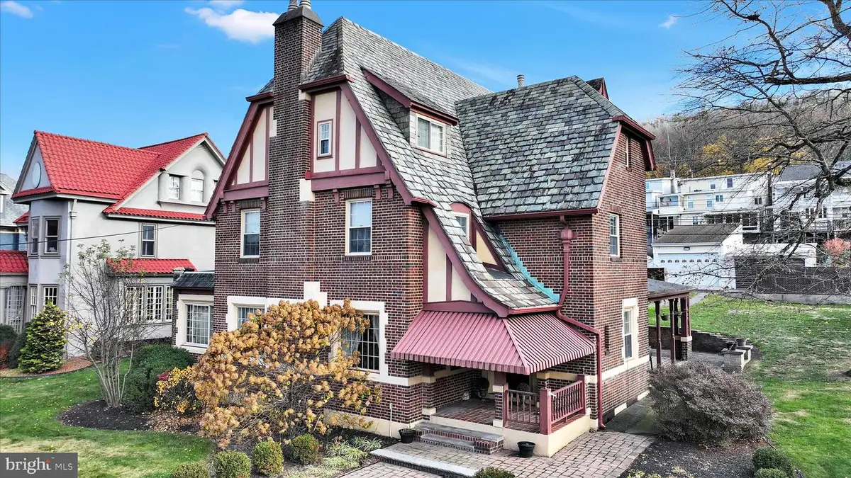 518 E Broad St, Tamaqua, PA 18252 - Image #1