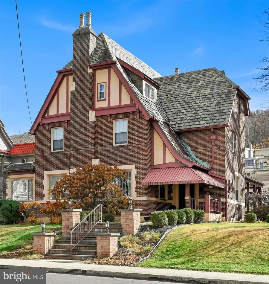 518 E Broad St, Tamaqua, PA 18252 - Image #2