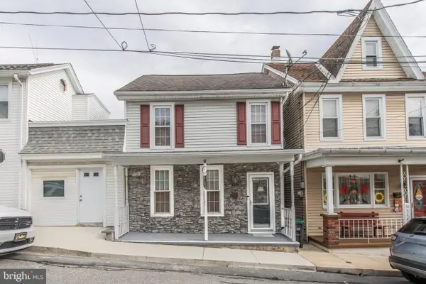 219 Gay St, TAMAQUA, PA 18252