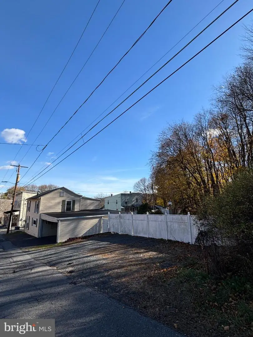 901 Fairview St, Pottsville, PA 17901 - Image #3