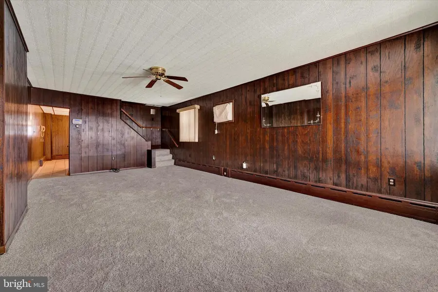 341 S Broad Mountain Ave, Frackville, PA 17931 - Image #3