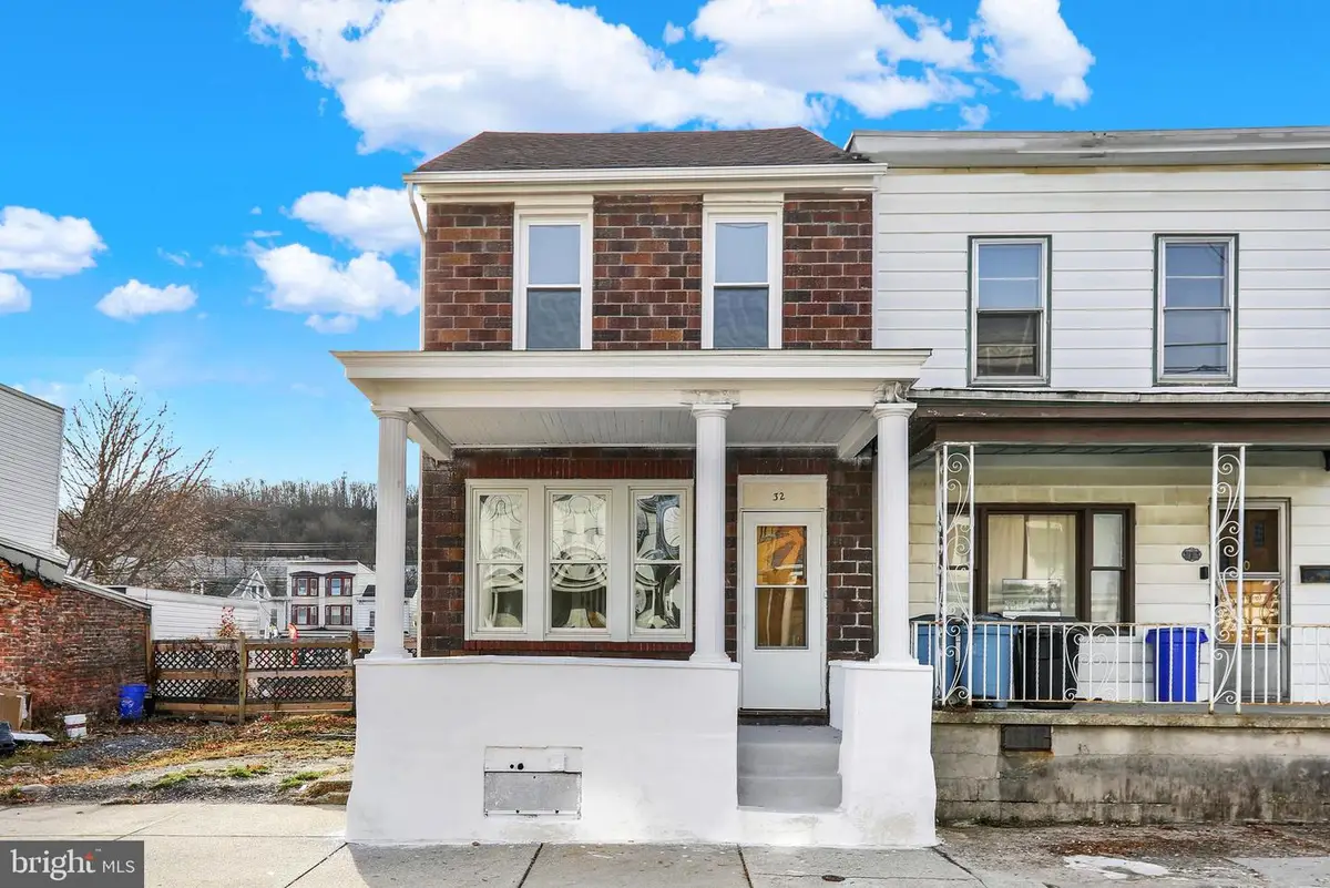 32 S Front St, Saint Clair, PA 17970 - Image #1