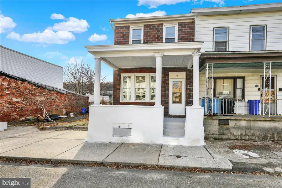 32 S Front St, Saint Clair, PA 17970 - Image #3
