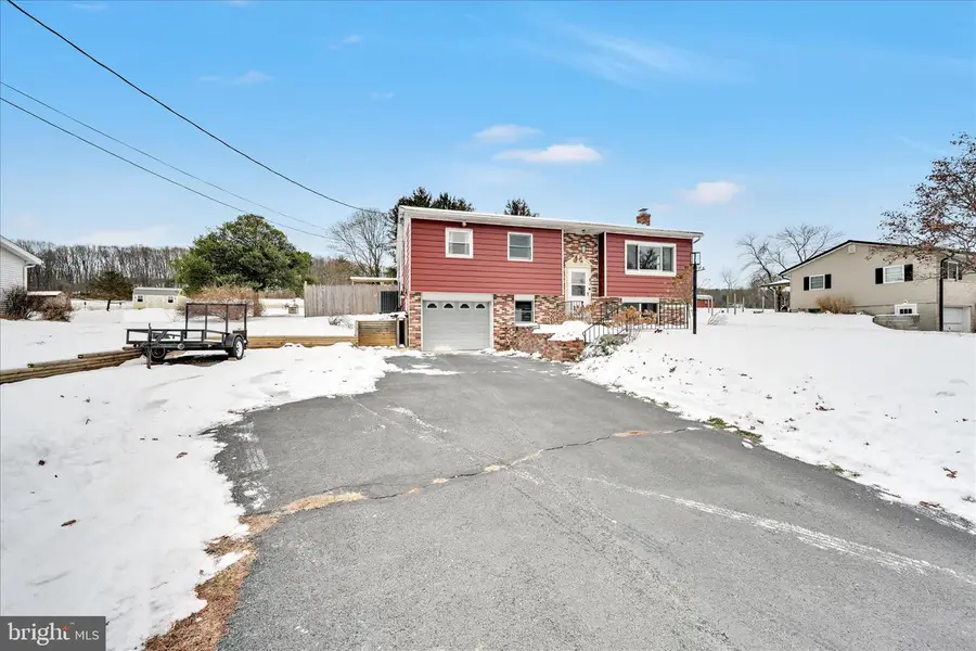 40 Long Stretch Rd, Pine Grove, PA 17963 - Image #2