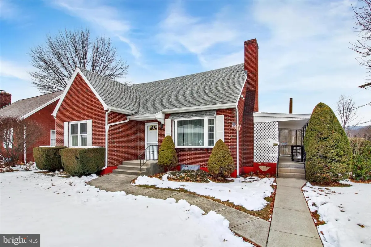 6 Meadow Ave, Tamaqua, PA 18252 - Image #1