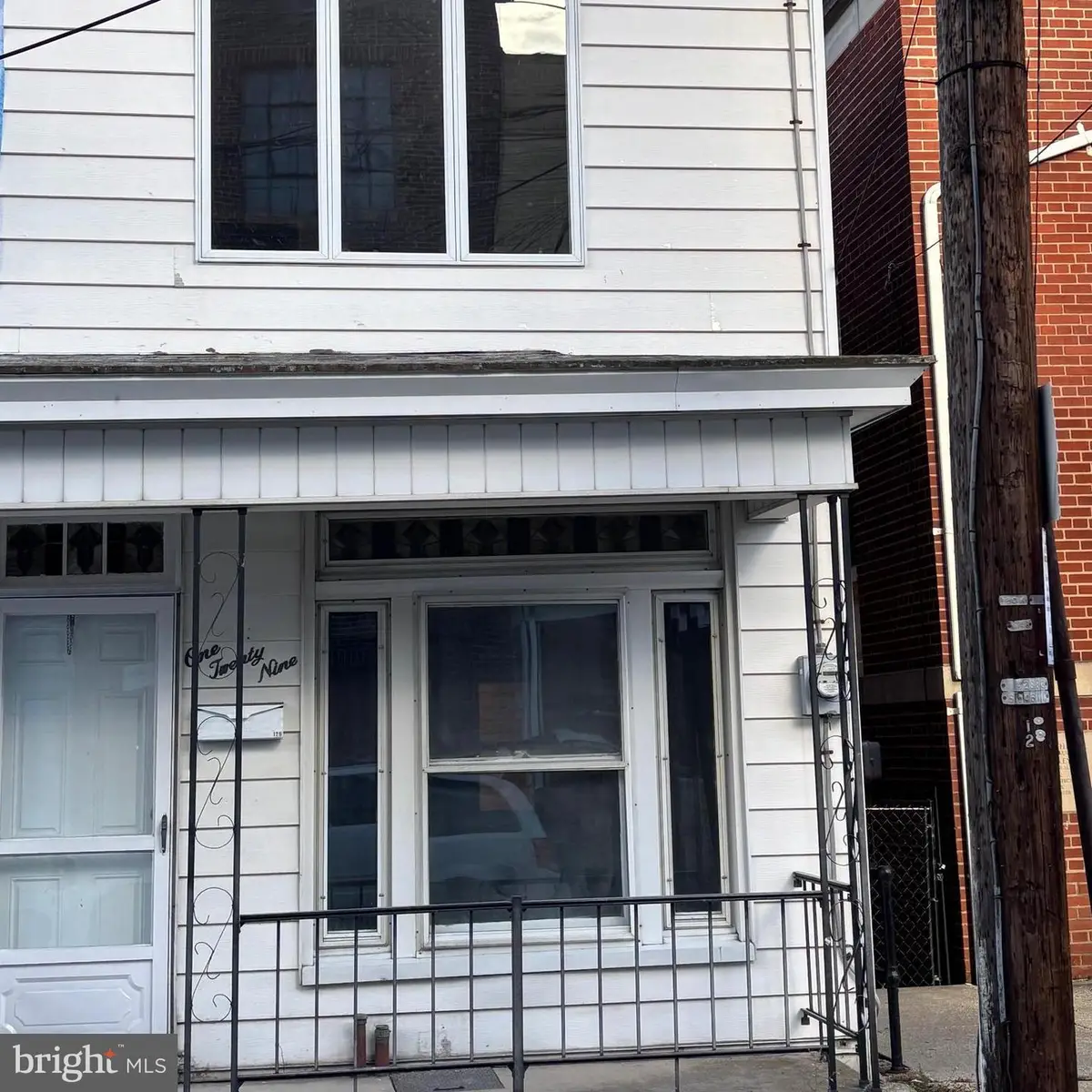 129 N White St, Shenandoah, PA 17976 - Image #1