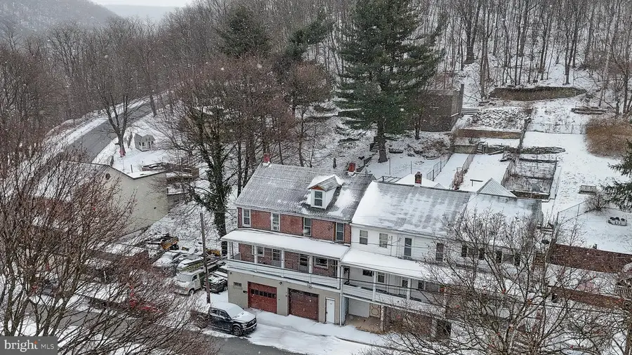 110 Orwigsburg St, Tamaqua, PA 18252 - Image #2