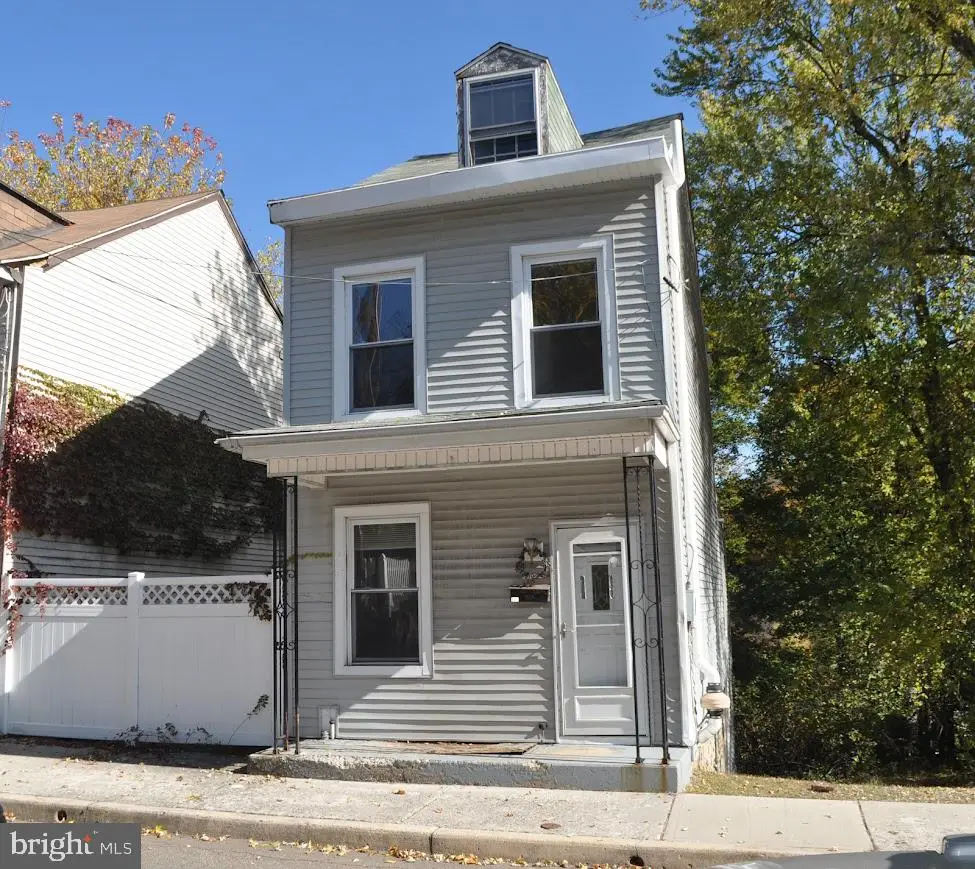 646 N 2nd St, Pottsville, PA 17901 - Image #1