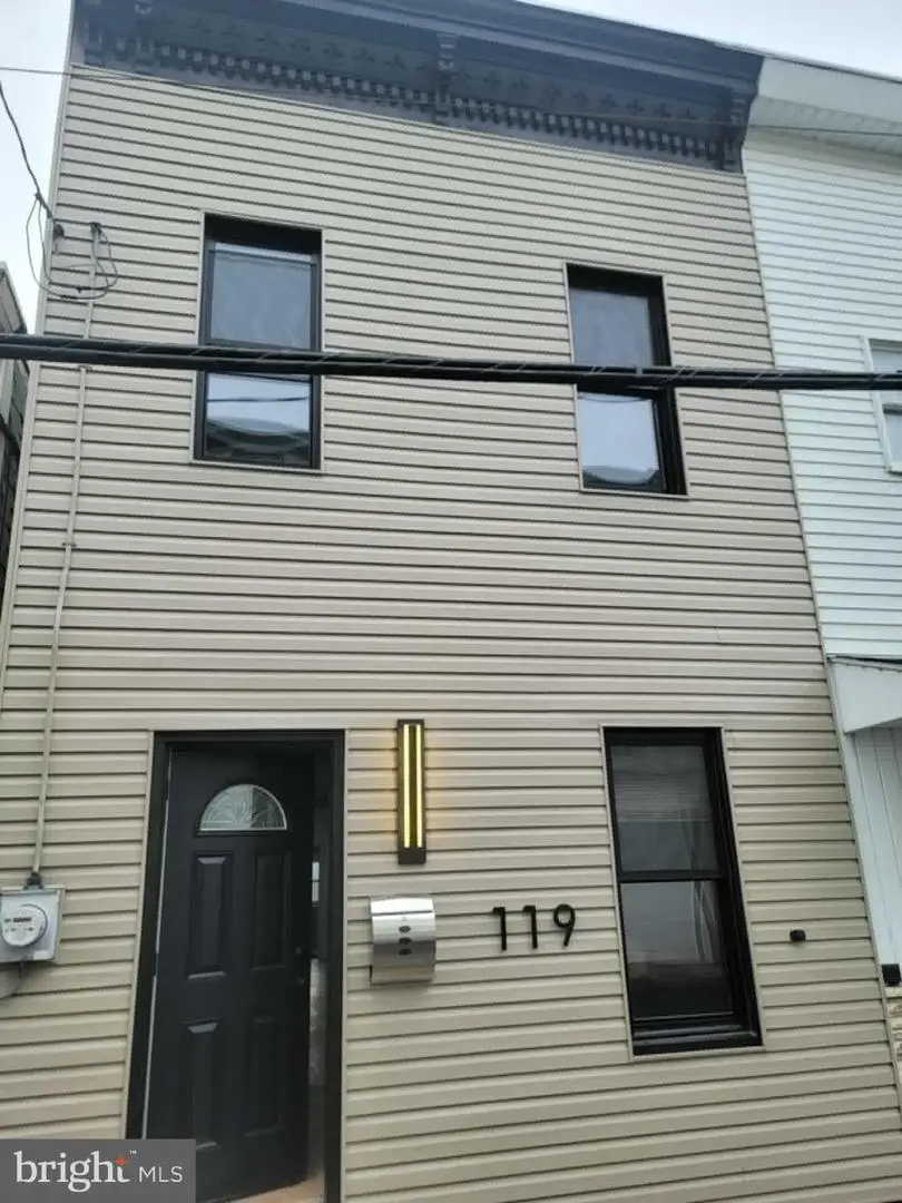 119 Carbon St, Minersville, PA 17954 - #2