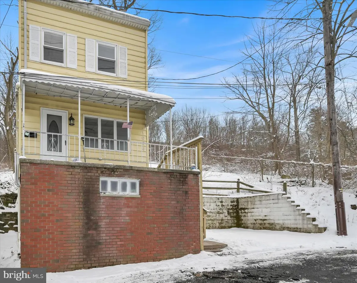 1023 W Schuylkill, Pottsville, PA 17901 - Image #1