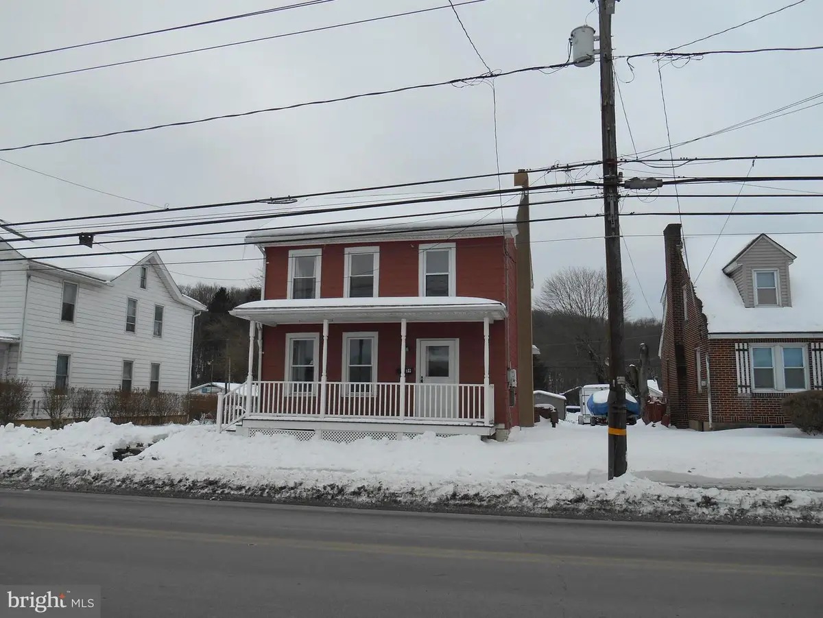 89 N Tulpehocken St, Pine Grove, PA 17963 - Image #1