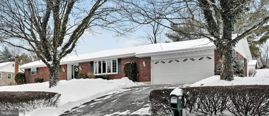 11 Bryn Mawr Ave, Pottsville, PA 17901 - #3