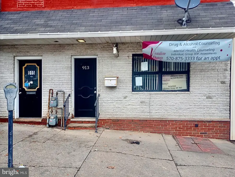 913 Centre St, Ashland, PA 17921 - Image #2