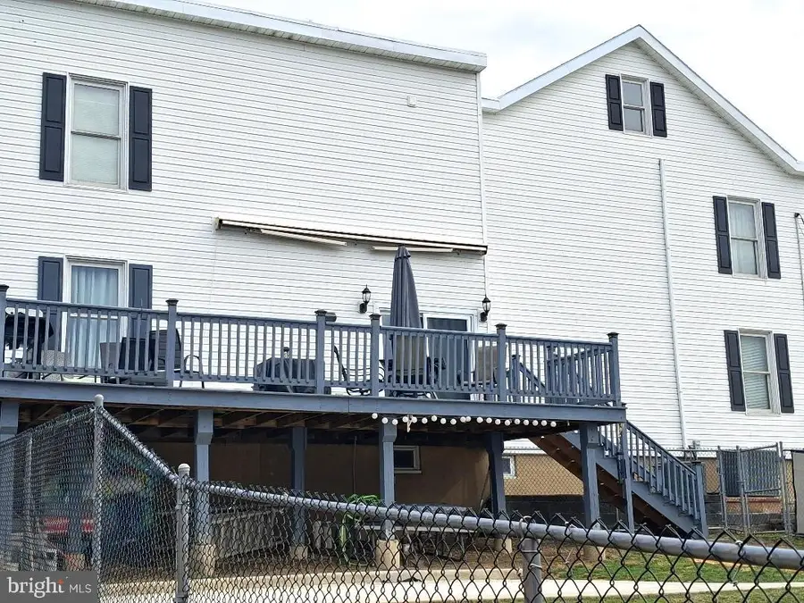 144 Pennsylvania Ave, Schuylkill Haven, PA 17972 - #2