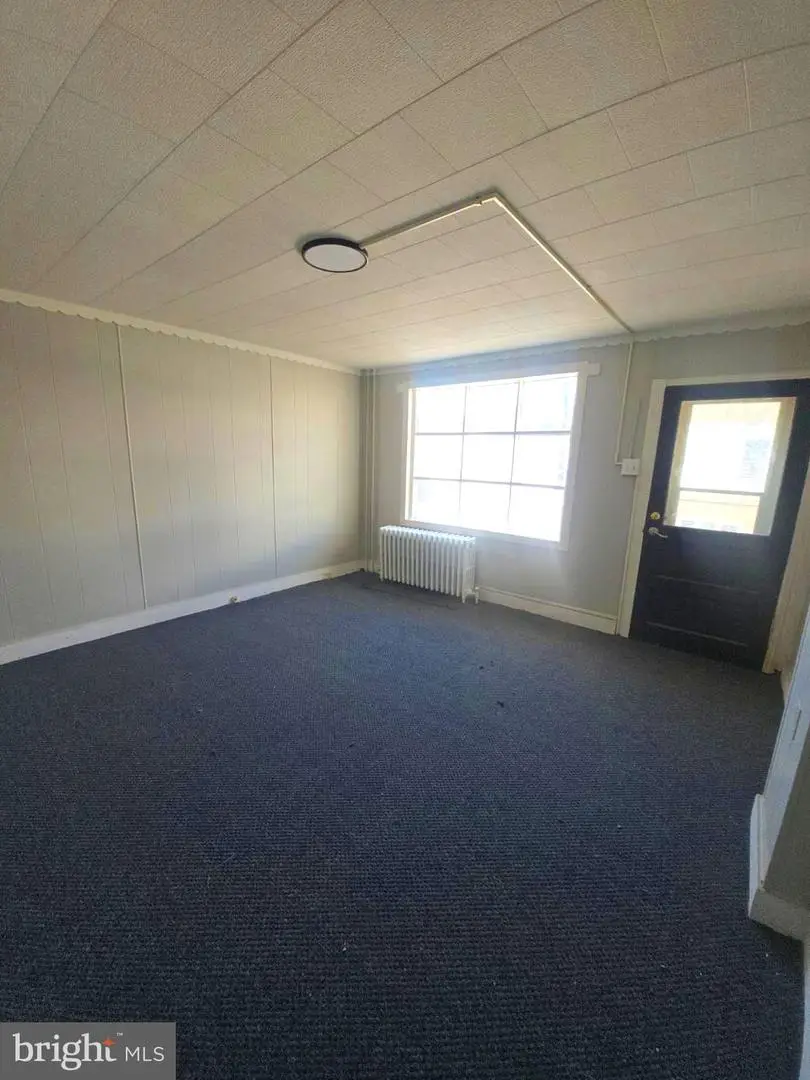 758 W Walnut St, Pottsville, PA 17901 - #2