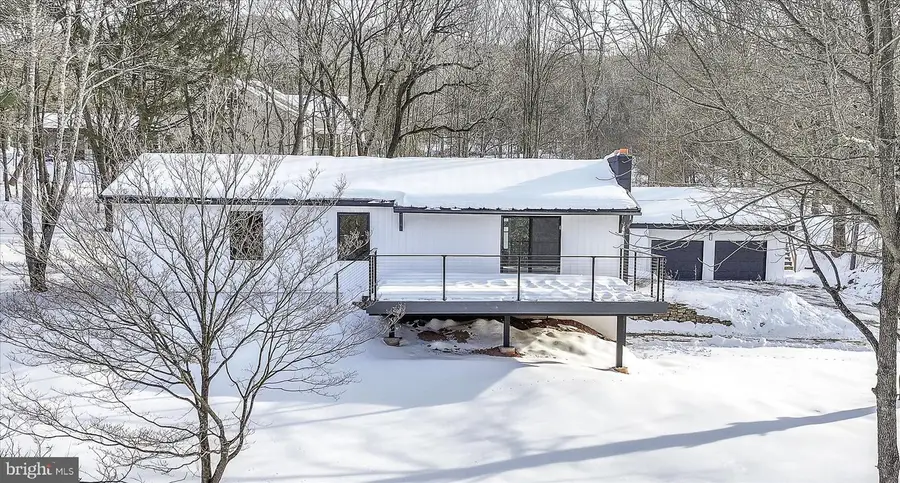 332 Wild Turkey Ln, New Ringgold, PA 17960 - #3