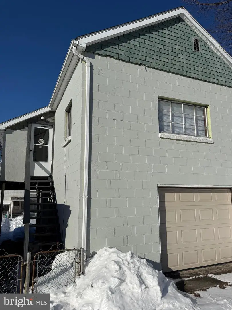 221 Main St, Tremont, PA 17981 - #1