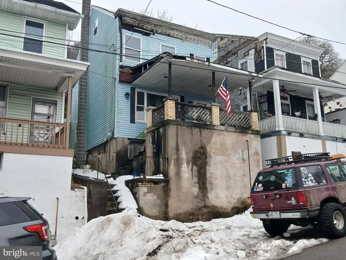 513 Boone St, Pottsville, PA 17901 - #1