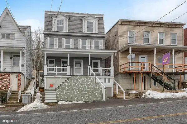 201 Market St, CUMBOLA, PA 17930