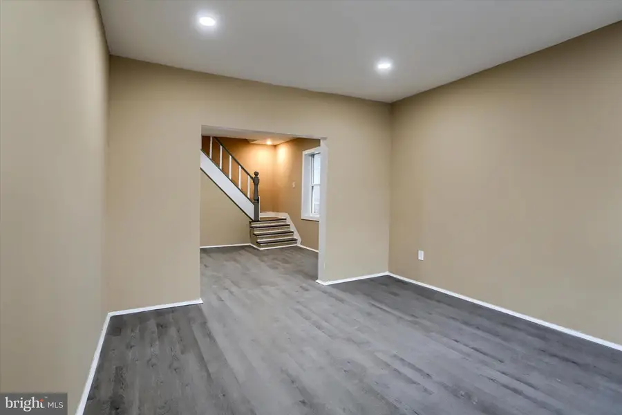 201 Market St, Cumbola, PA 17930 - #3