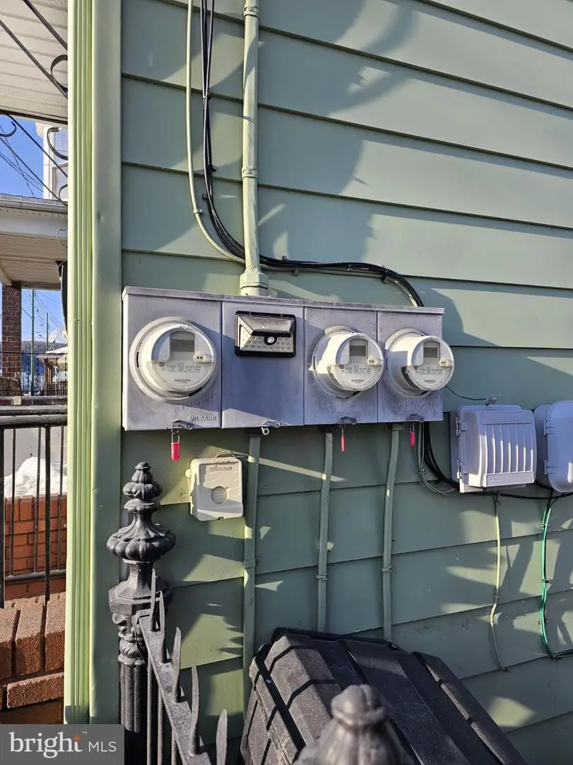 331 S 2nd St, Saint Clair, PA 17970 - #3