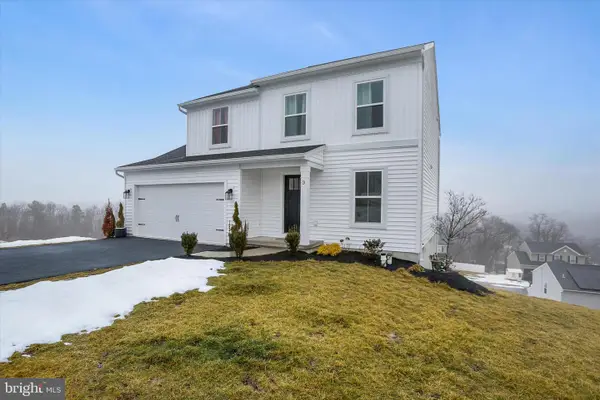 3 Hillside Vista Drive, PINE GROVE, PA 17963