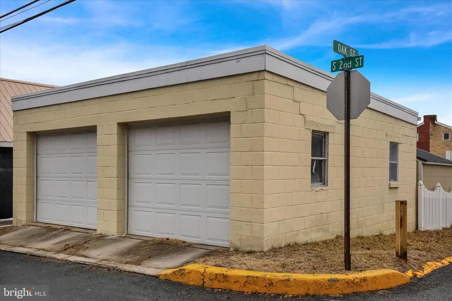 81 Front St, Cressona, PA 17929 - #2