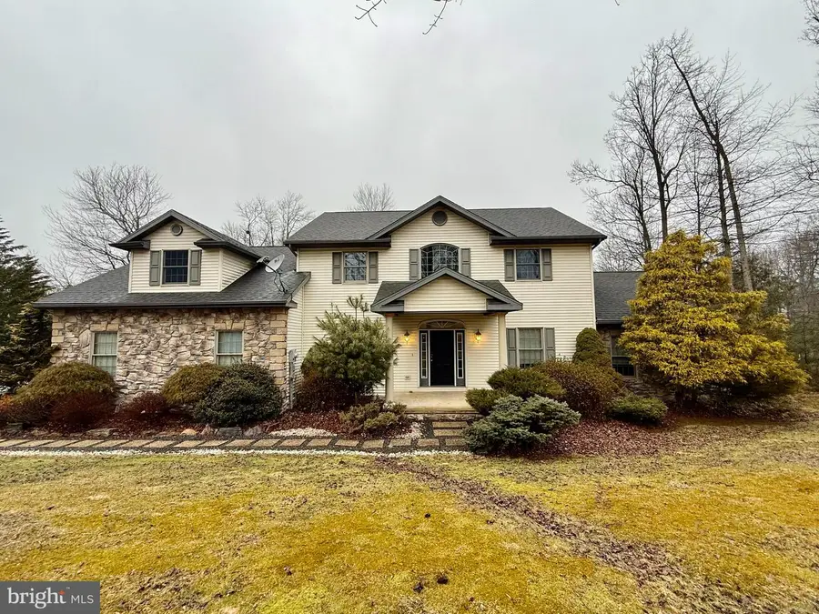 197 Mexico Rd, Pine Grove, PA 17963 - #2