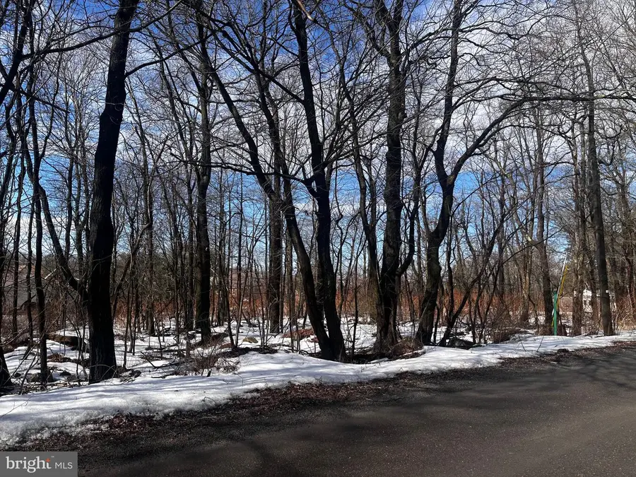 Tresckow Rd, McAdoo, PA 18237 - #2