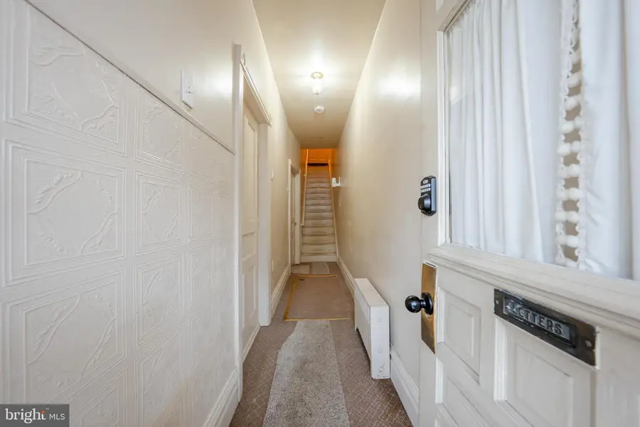 415 Hazle St, Tamaqua, PA 18252 - #2