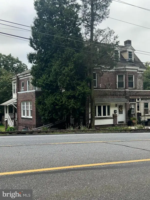 25 & 0 Broad St, ASHLAND, PA 17921