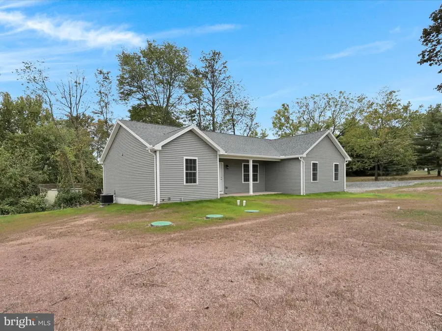 1359 Stag Dr, Auburn, PA 17922 - #3