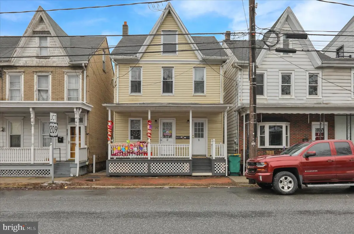 125 Pike St, Port Carbon, PA 17965 - #1