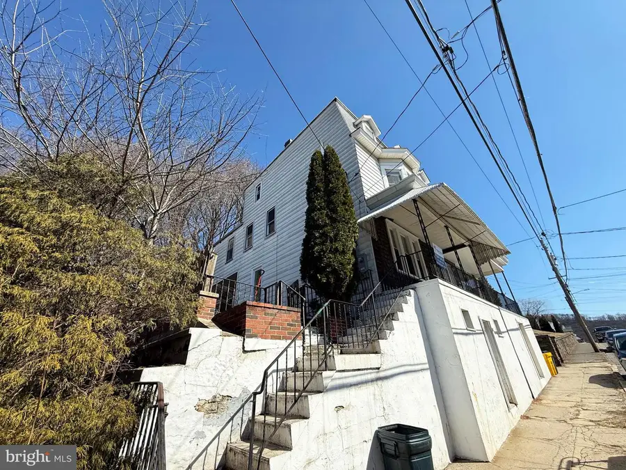 207 S Saint John St, Schuylkill Haven, PA 17972 - #2