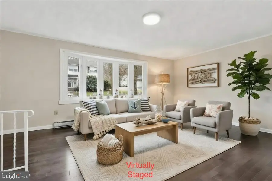 523 W Laurel St, Frackville, PA 17931 - #2