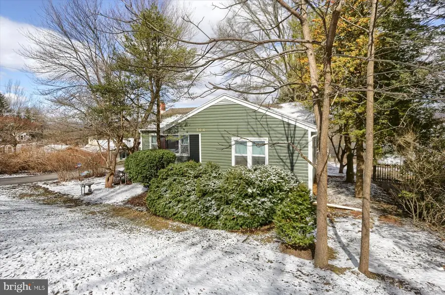 144 Mahantongo Dr, Pottsville, PA 17901 - #3