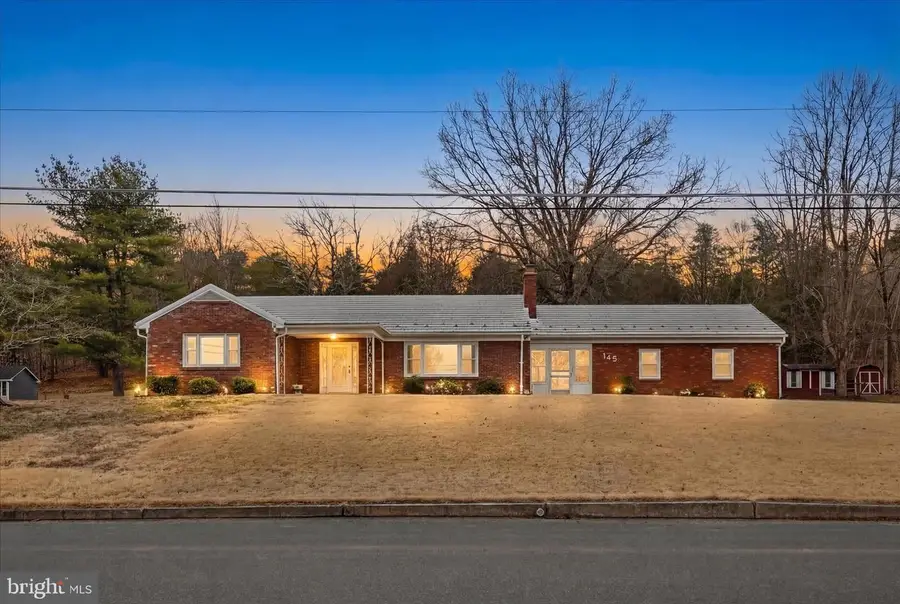 145 Gerald Ave, Orwigsburg, PA 17961 - #2