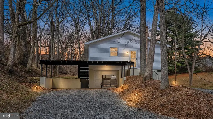 1024 Pine St, Pottsville, PA 17901 - #2