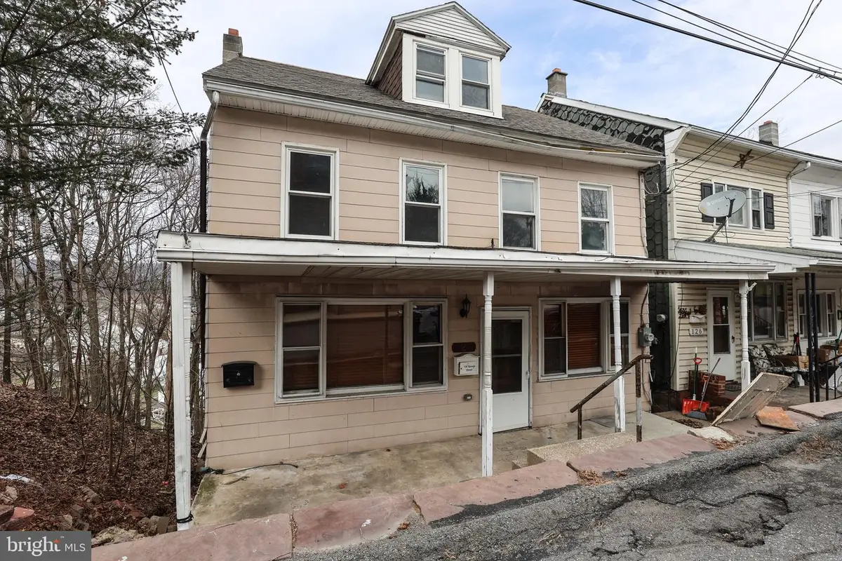 128-30 Spruce St, Minersville, PA 17954 - #1