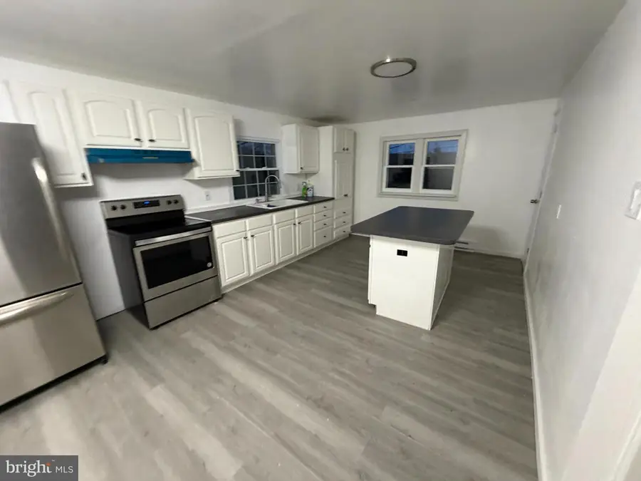 19 Back St, Mahanoy City, PA 17948 - #2