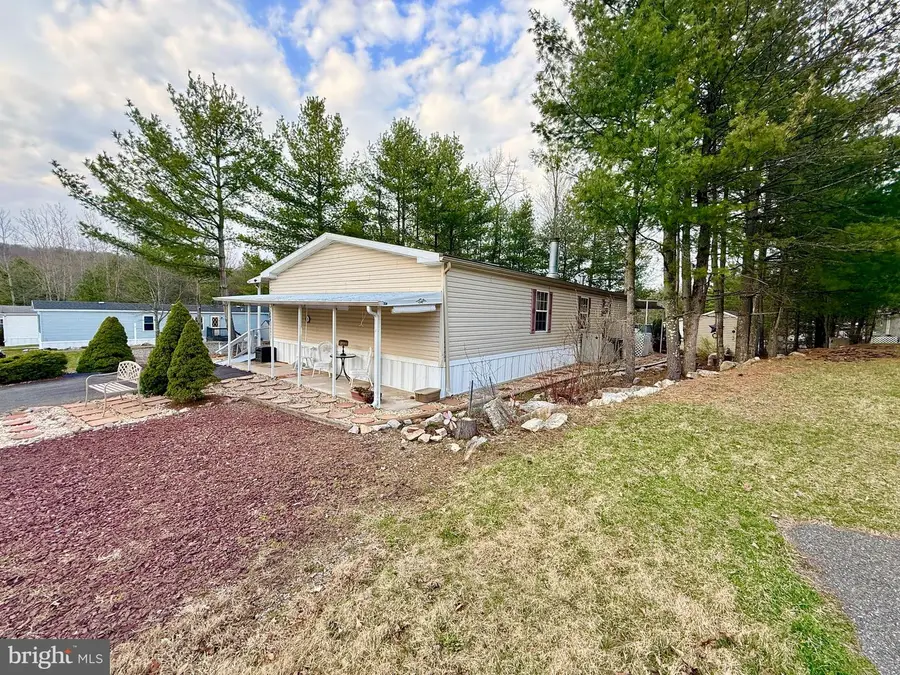 203 Faith Dr, New Ringgold, PA 17960 - #3