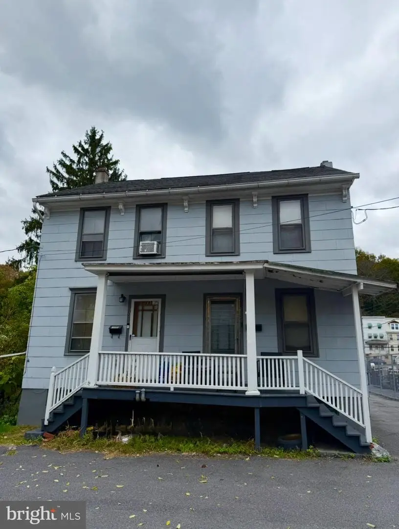 200-202 Buckley St, Minersville, PA 17954 - #1