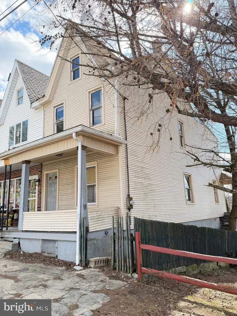 270 3rd St, Coaldale, PA 18218 - #1